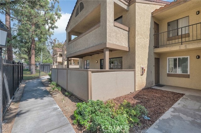 Photo - 1110 W Blaine St Unit 102