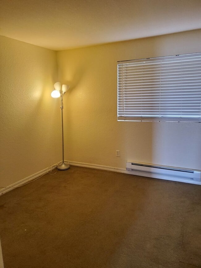 Photo - 2 Bedroom Condo At Sunn Fjord Condominiums Unit J101