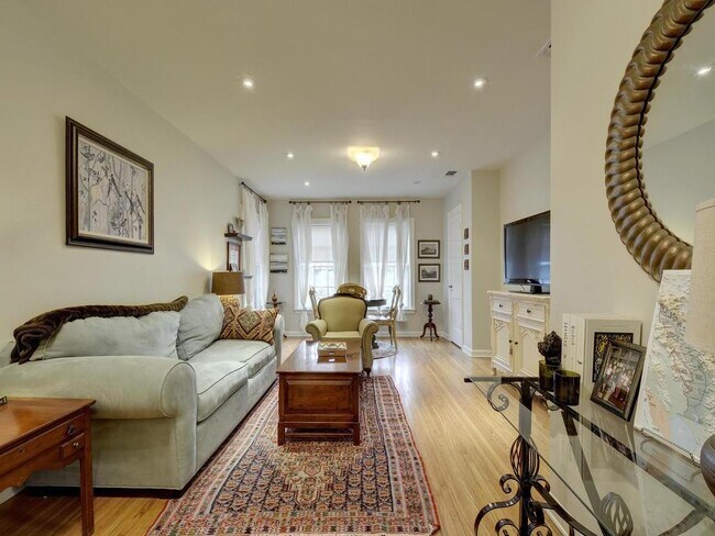 Photo - 2102 Enfield Rd