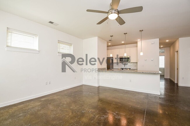 Photo - 1203 Bainbridge St Unit Apt A