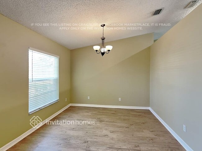 Photo - 1712 Laramie Cir