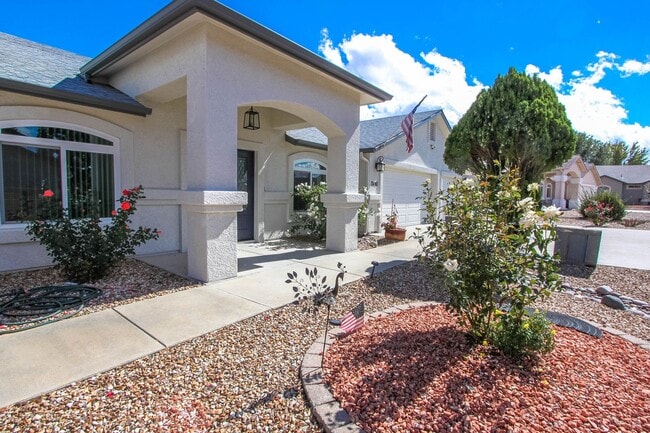 Photo - 3 Bedroom Home in Viewpoint East