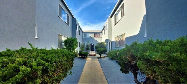 Photo - 813 N Inglewood Ave Unit 1