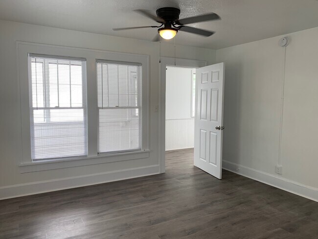 2 Bed/1 Bath - Unit 12