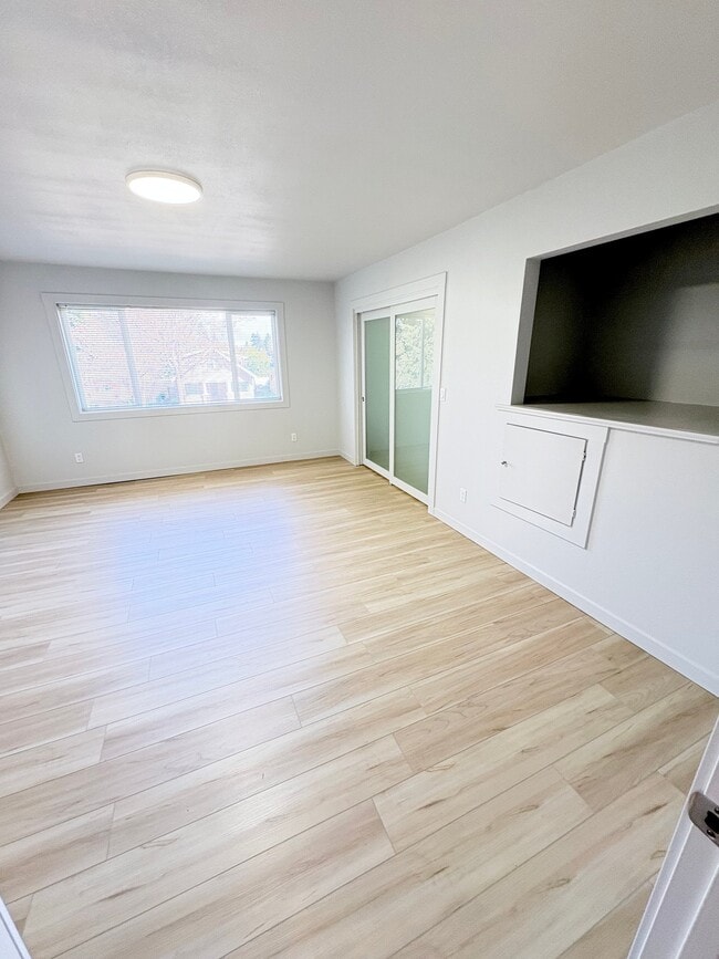 Photo - 3112 N St Unidad 2