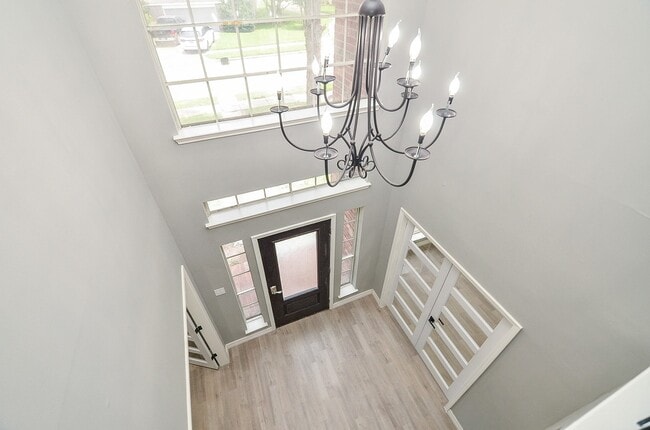 Photo - 9211 Abbey Chase Ln