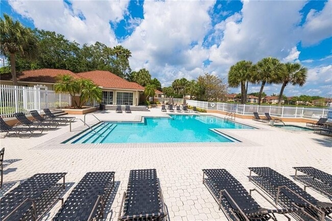 Photo - 720 NW 91st Terrace