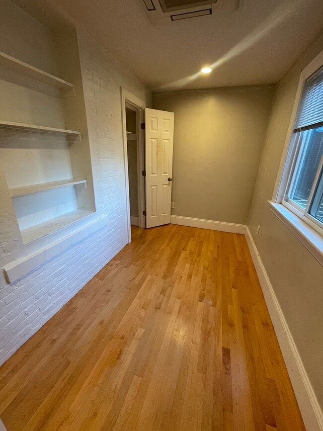 4 Gardner St