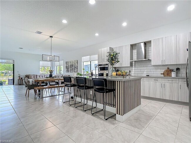 Photo - 5285 Marano Dr