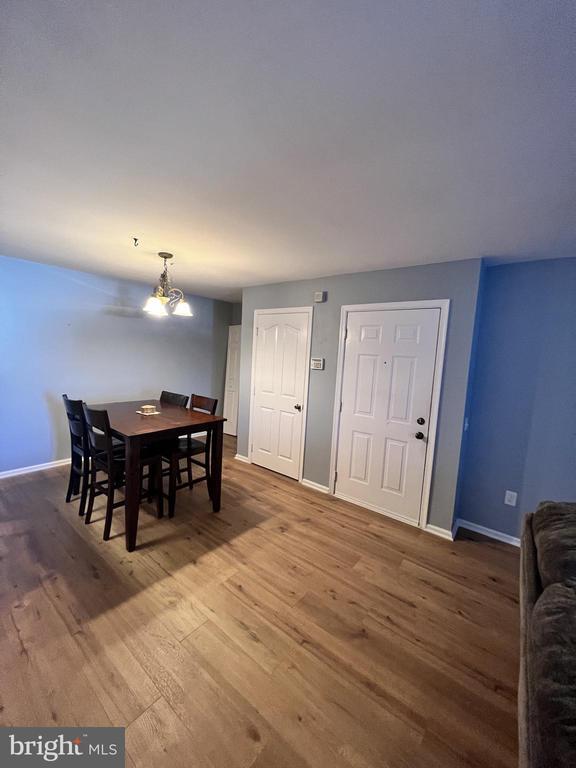 1104 Waters Edge Dr