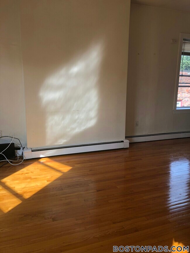 Photo - 12 Wait St Unidad 3F