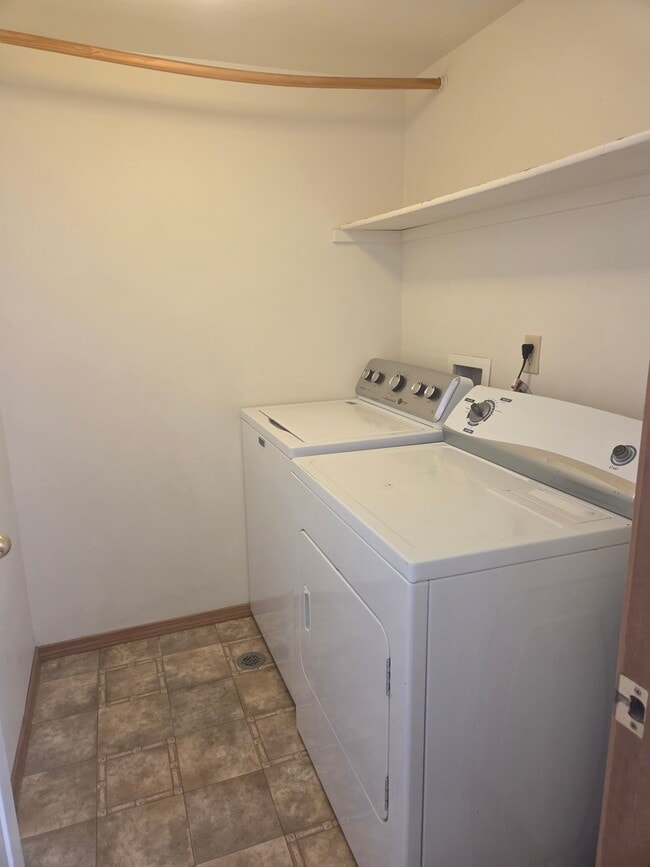 Photo - 2244 Pinyon Jay Dr