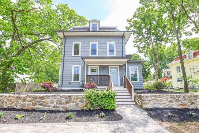 Modern 4bed 3 Bath with 3 parking - Modern 4bed 3 Bath with 3 parking Condo