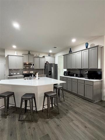 210 Calico Ln