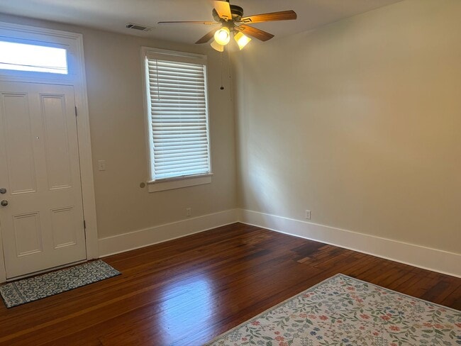 Photo - 515 Cadiz St