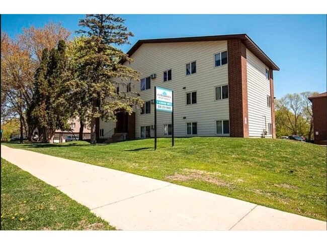 Photo - 1420 6th Ave S Unidad 104