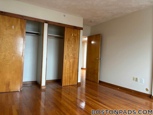 Photo - 1110 Commonwealth Ave Unidad 603