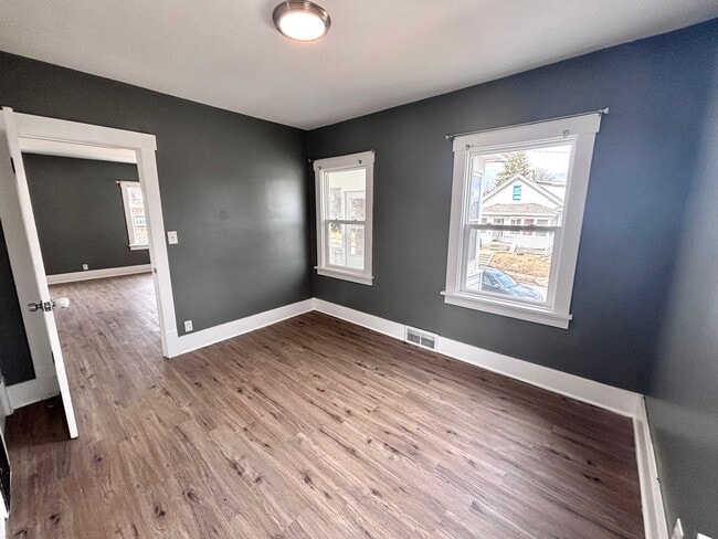 Photo - 4307 Binney St