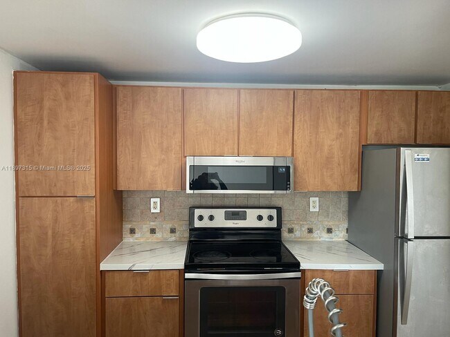 Photo - 6995 NW 186th St Unit E305