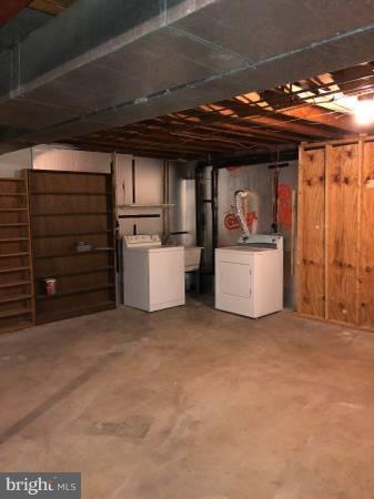 Photo - 488 Norvelle Ct