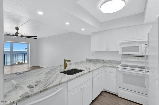 Photo - 25820 Hickory Blvd Unit 405