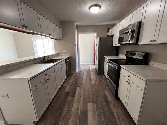 Photo - Lovely two bedroom two bath duplex in Hubert. NEW PAINT & NEW FLOORING THROUGHOUT. Just minutes t...