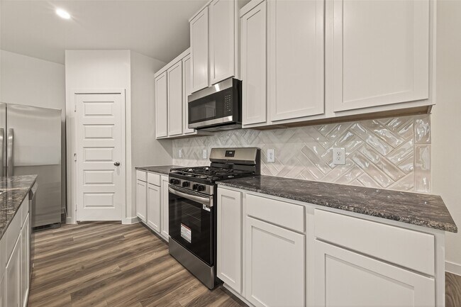 Photo - 2826 Lisburn Ter Ln