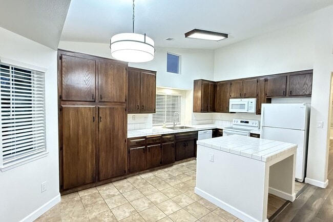 Photo - 8629 White Rock Dr