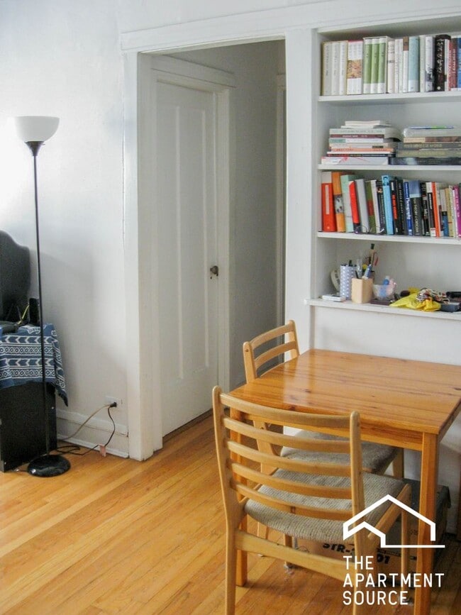 Photo - 514 W Cornelia Ave Unidad 204