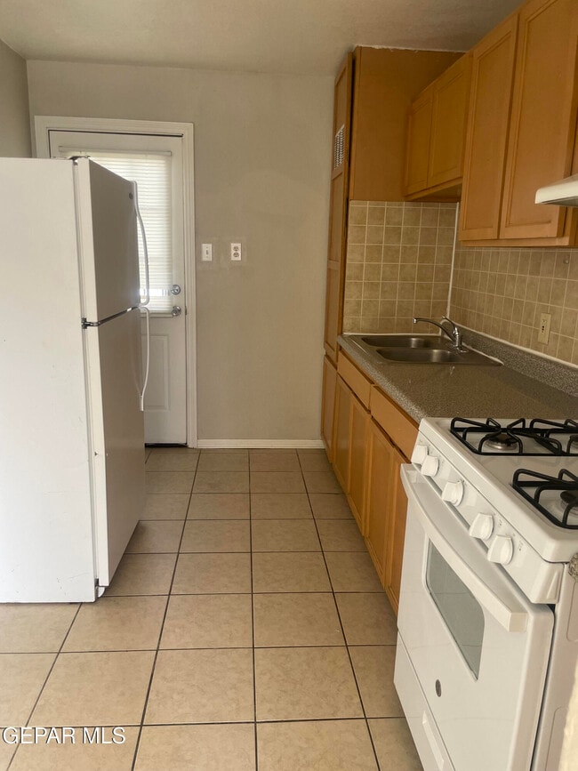 Photo - 3909 Harrison Ave Unit 6