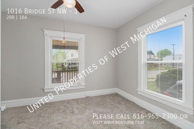 Photo - 1016 Bridge St NW Unidad 1