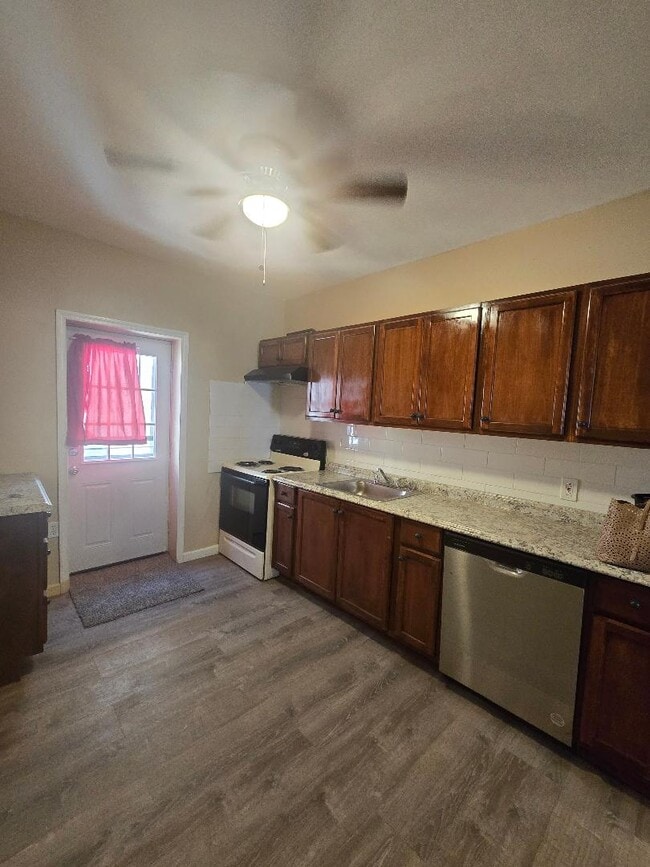 Photo - 3310 N Orkney St