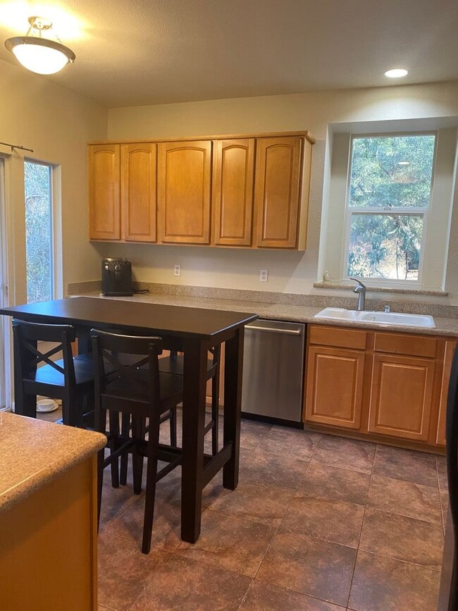 Photo - Spacious Ground-Floor 3BD/2BA Condo in Prime Scotts Valley Location