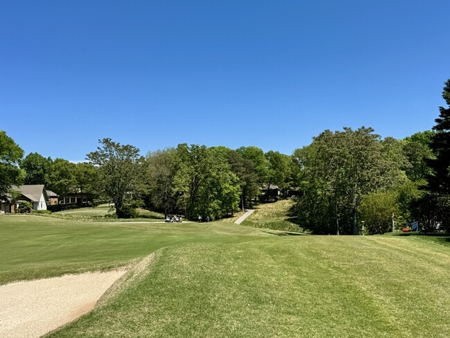 Photo - 320 Tigitsi Way