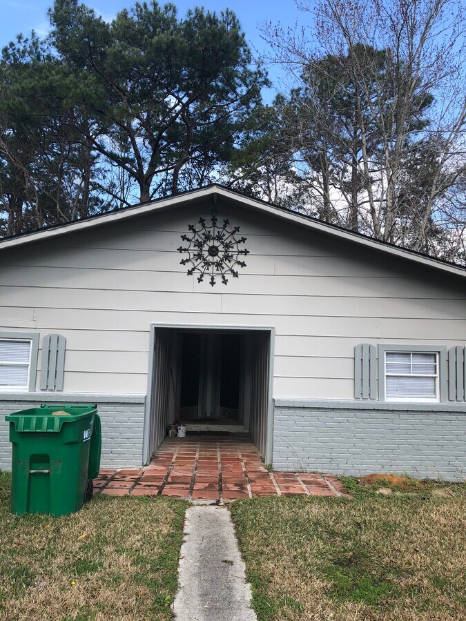 Photo - 8724 Ocean Springs Rd Unidad B