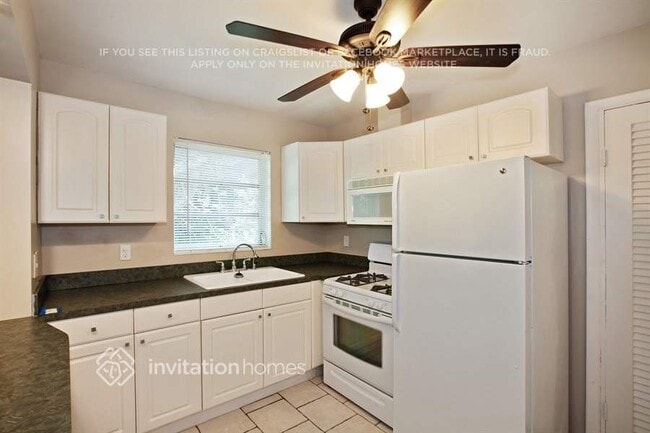 Photo - 108 NE 22nd St