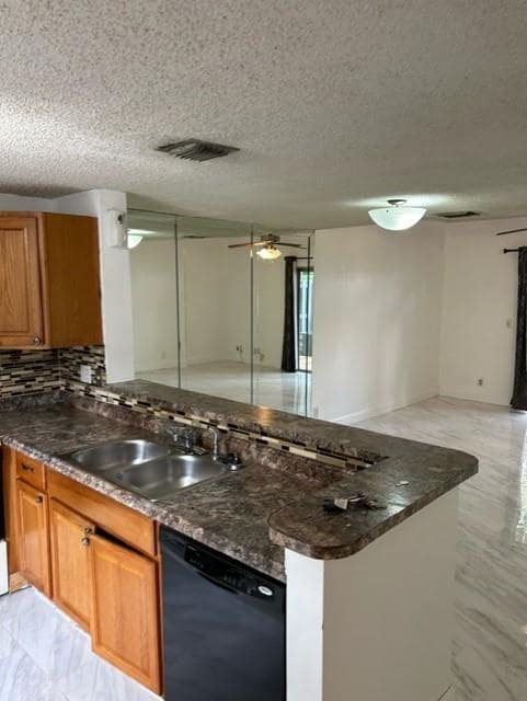 Photo - 47 SW 3rd St