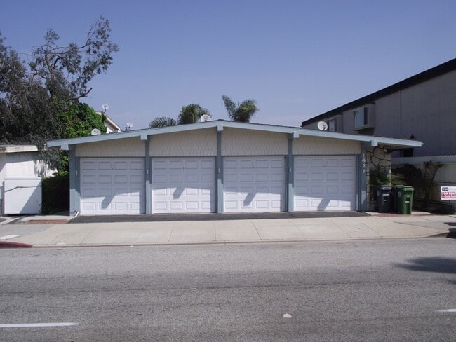 Photo - 1427 Manhattan Beach Blvd Apartamentos Unidad D