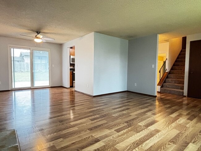 Photo - Charming Puyallup Home – Spacious & Updated