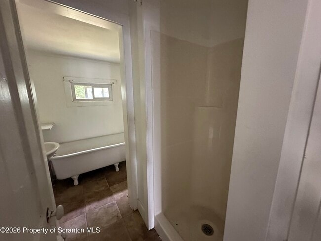 Photo - 1029 Diamond Ave