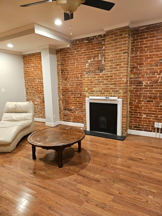 Photo - 908 S Hanover St