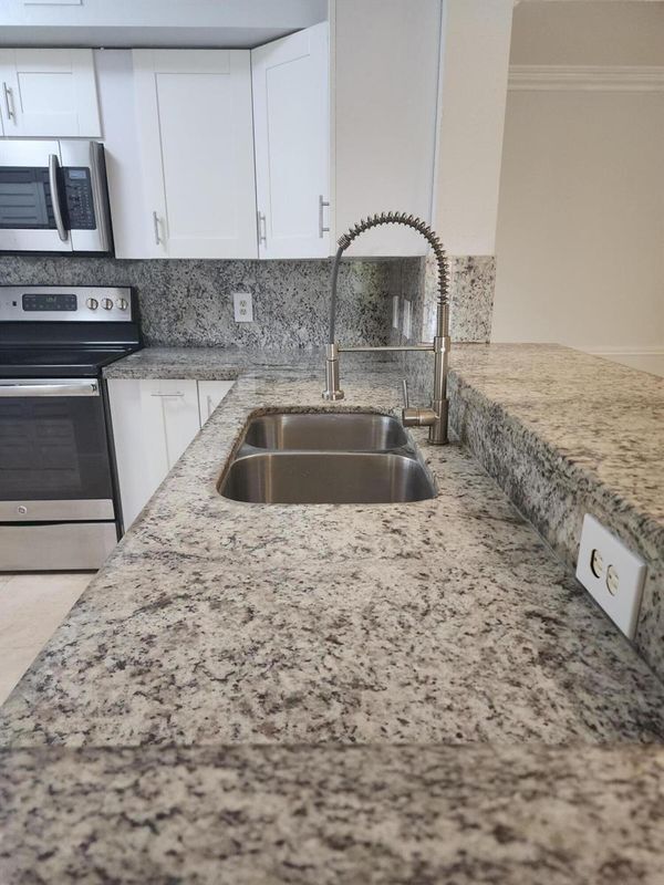 Photo - 2494 Centergate Dr Unidad 301