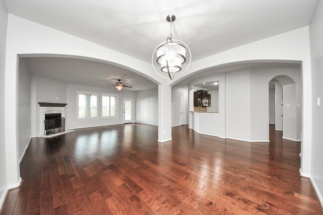 1111 Wheatfield Ct