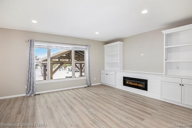 Photo - 59696 Twin Pines Dr