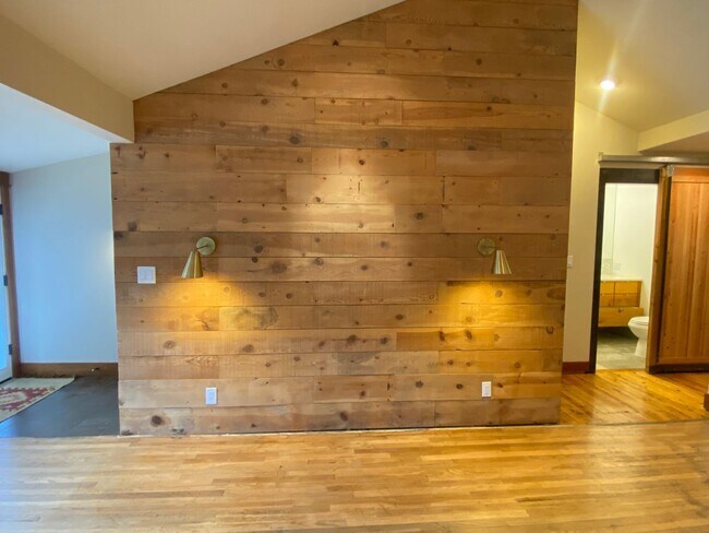 Photo - *Unfurnished* Charming, updated and walkab...