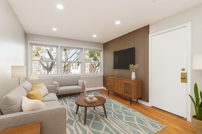 Photo - 2645 W Gregory St