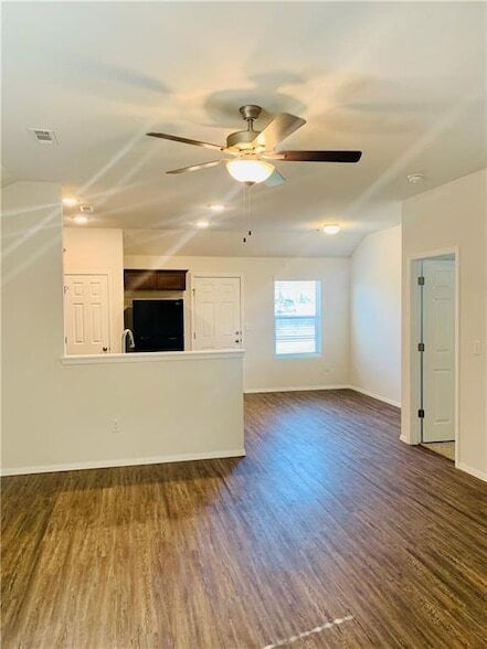 Photo - 936 E Bunting St