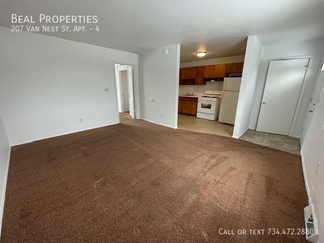 Photo - 207 Van Nest St Unit 4