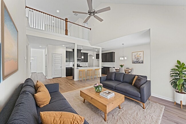 Building Photo - 11824 Whirlaway Dr Rental