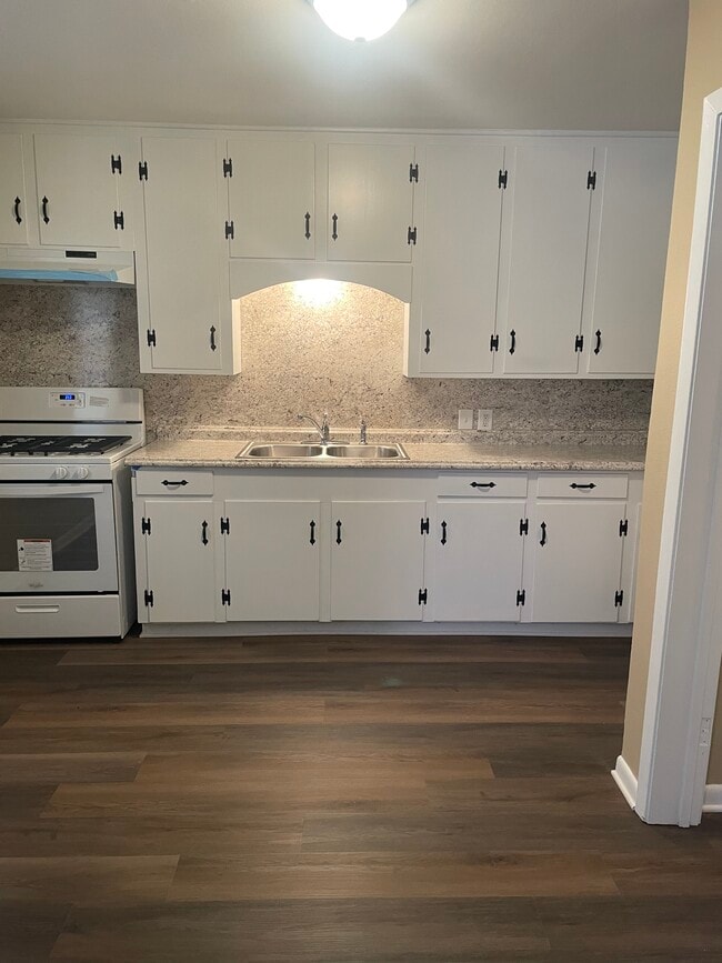 New Frigidaire appliances - 213 Mitchell St Unit 213 Mitchell